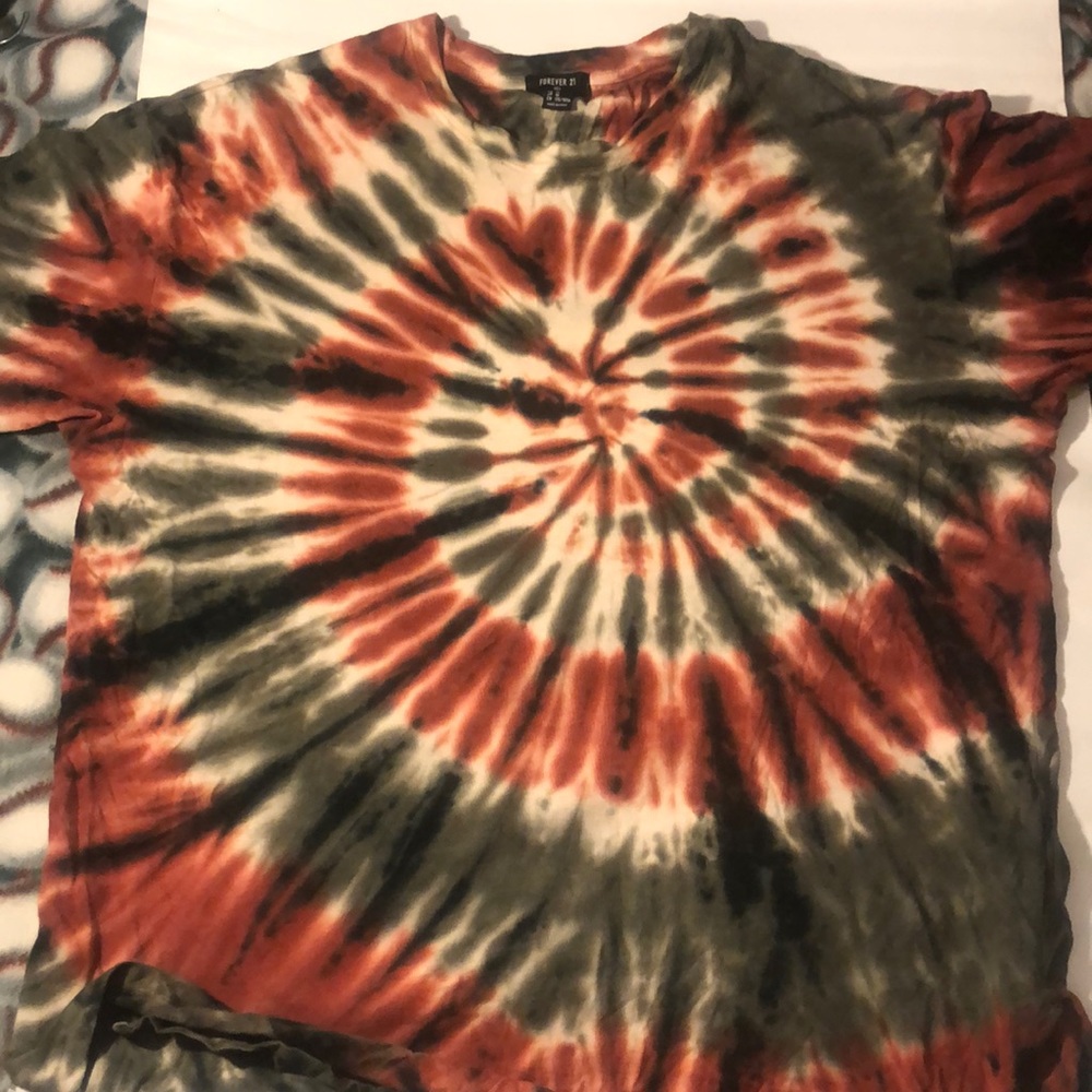Medium forever 21 tie dye shirt